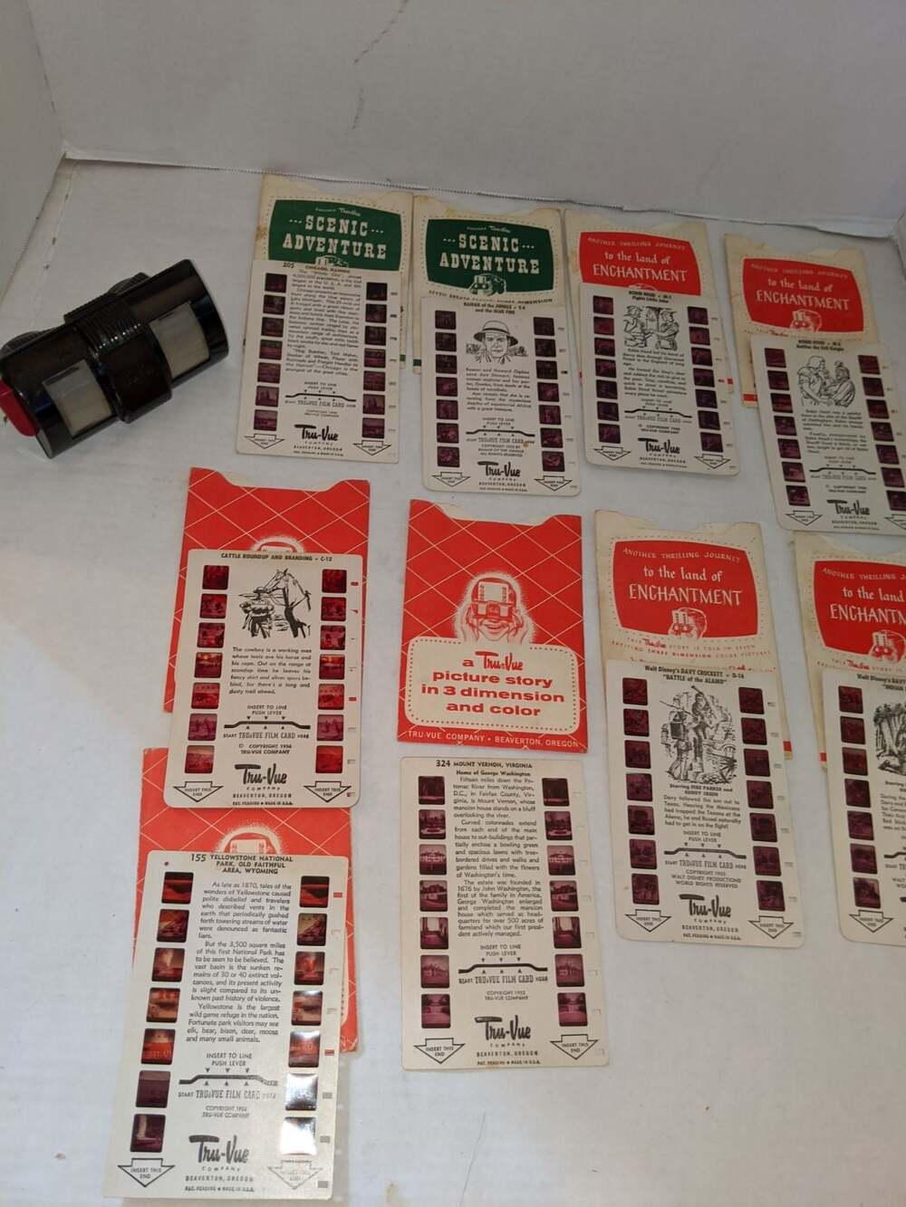 Vintage 1956 Tru-Vue View Master Bake Lite Slides Disney Robin Hood Davy Crocket